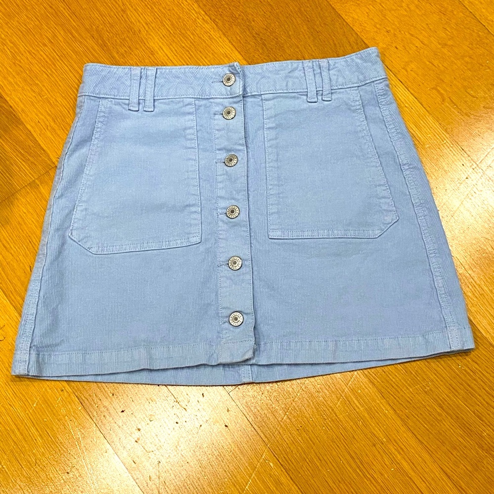 American Eagle stretch corduroy skirt.